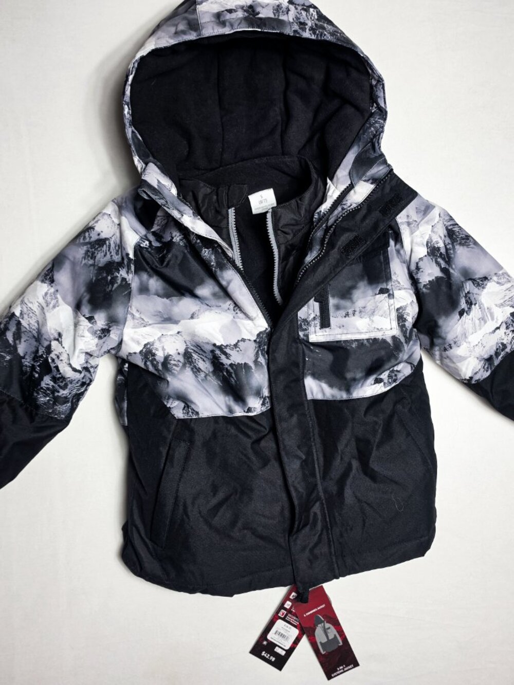 NWT S (6-7) Swiss Tech Boys 3N1 system winter jacket hooded mountain print blac